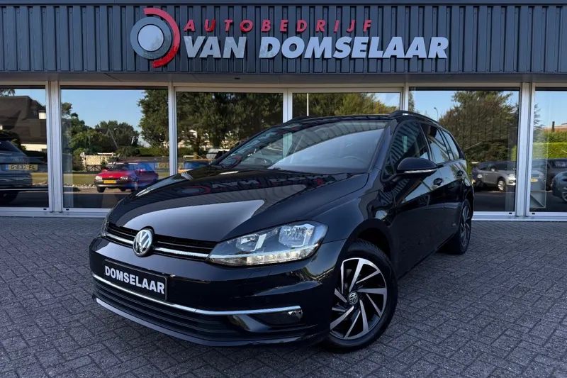 Volkswagen Golf (2019)