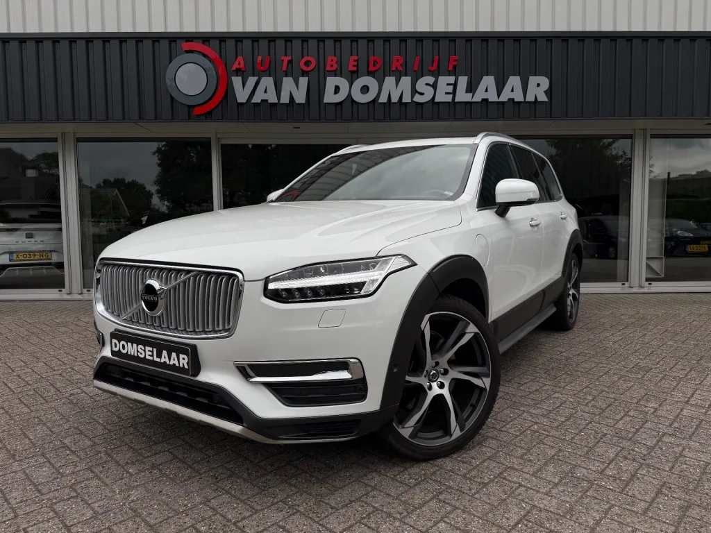Volvo XC90 (2015) — foto 1