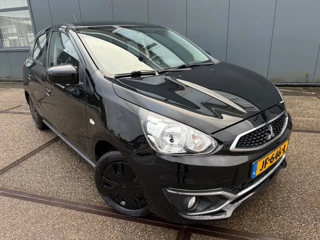 Mitsubishi Space Star (2016) — foto 1