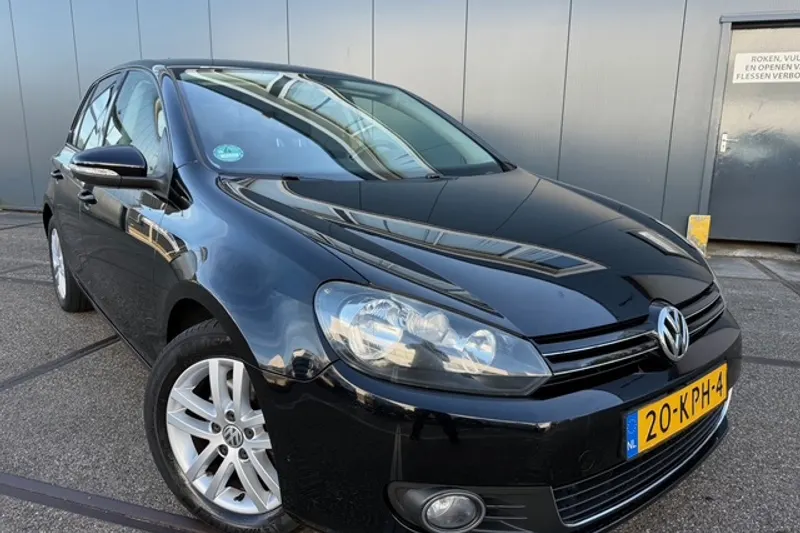 Volkswagen Golf (2010)