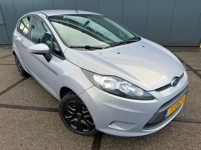 Ford Fiesta (2012) — foto 1