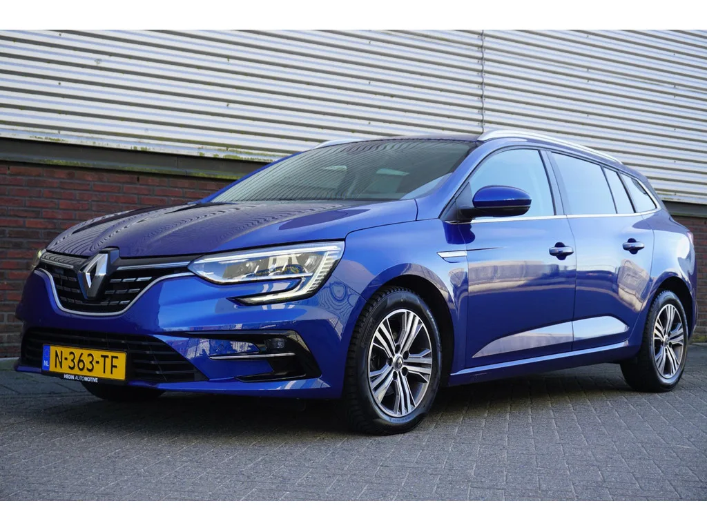 Renault Mégane (2022) — foto 1