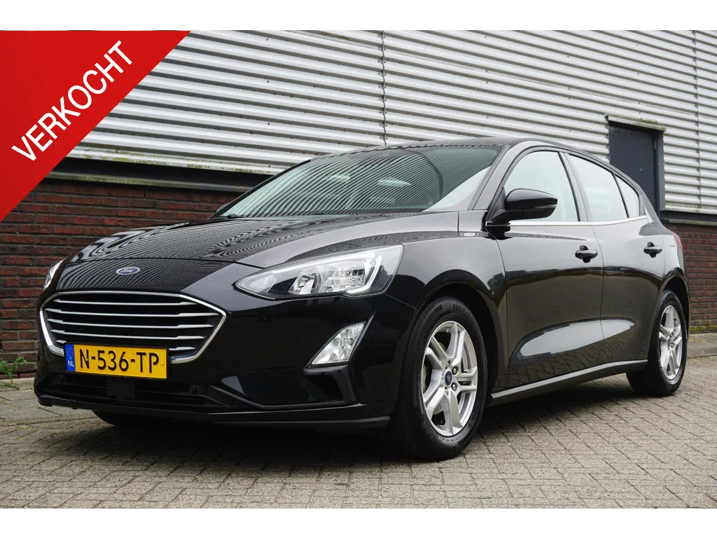 Ford Focus (2022) — foto 1