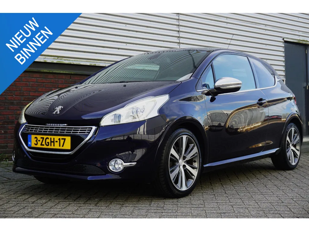 Peugeot 208 (2015) — foto 1