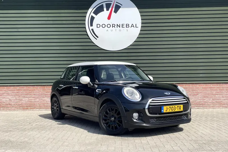 MINI Cooper (2015)