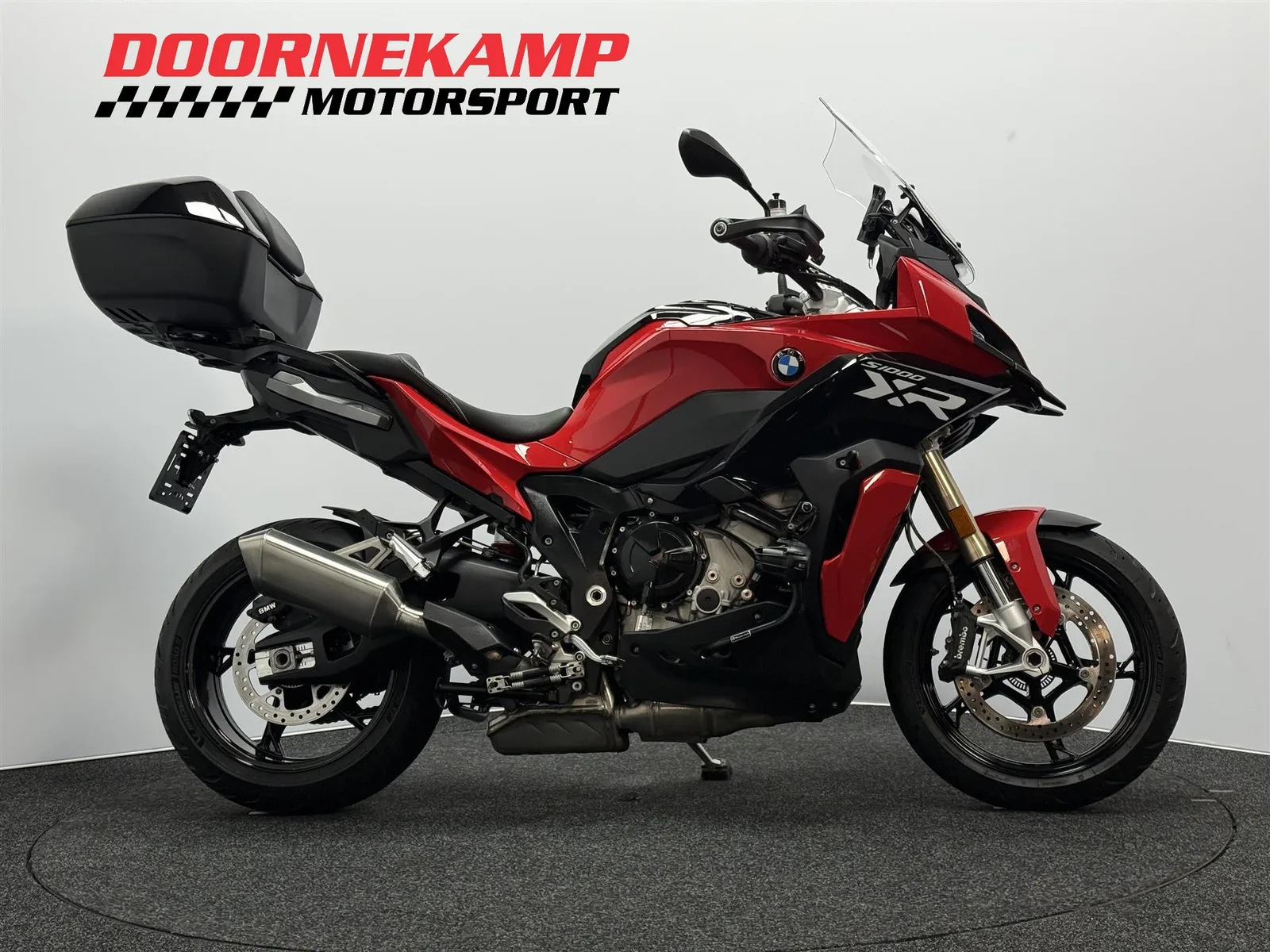 BMW S 1000 XR (2023) — foto 1