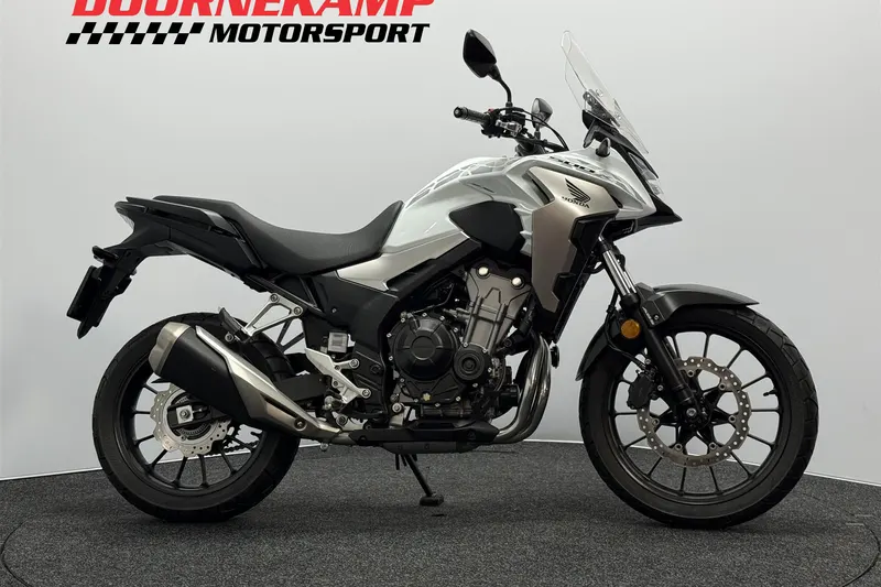 Honda CB500X (2020)