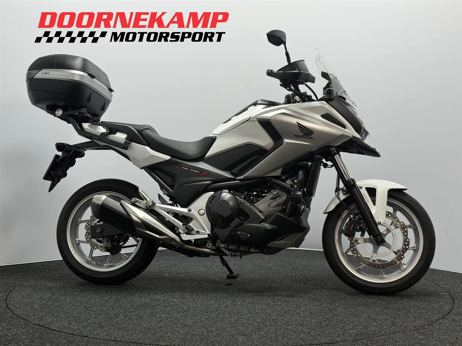 Honda NC750X (2016) — foto 1
