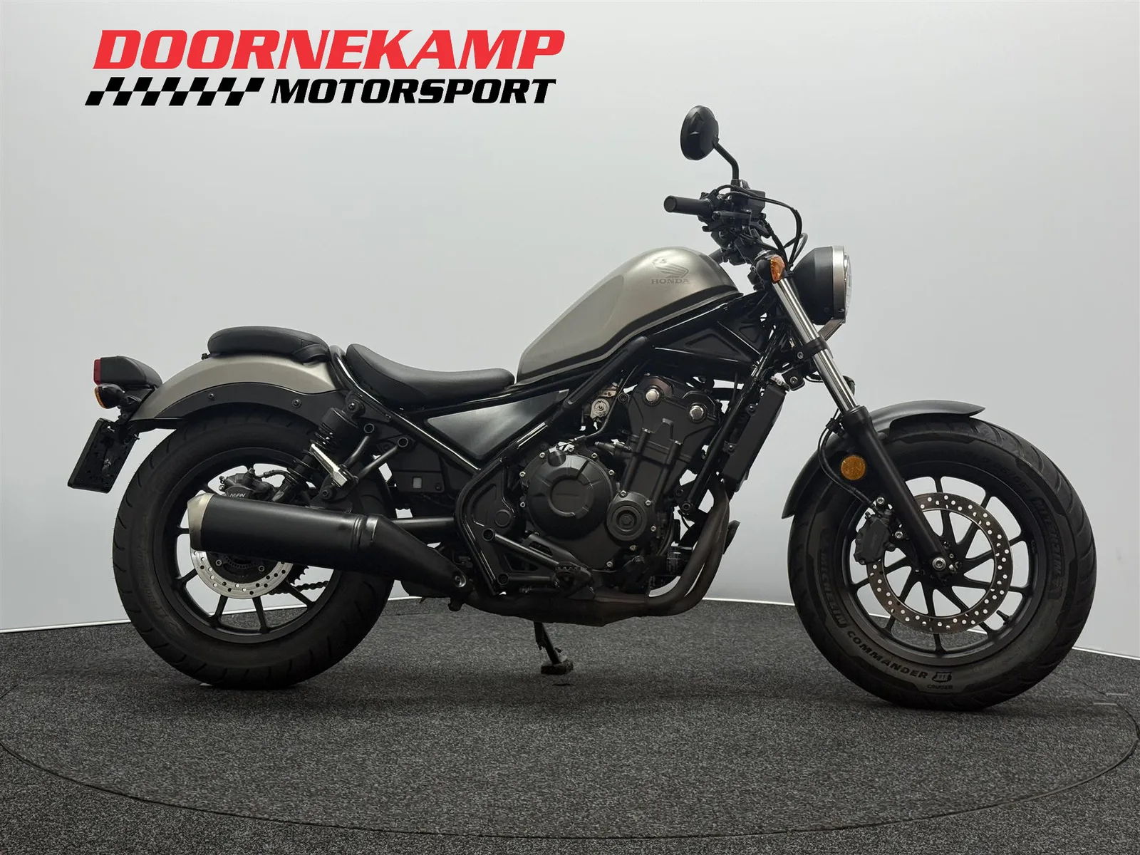 Honda CMX 500 Rebel (2018) — foto 1