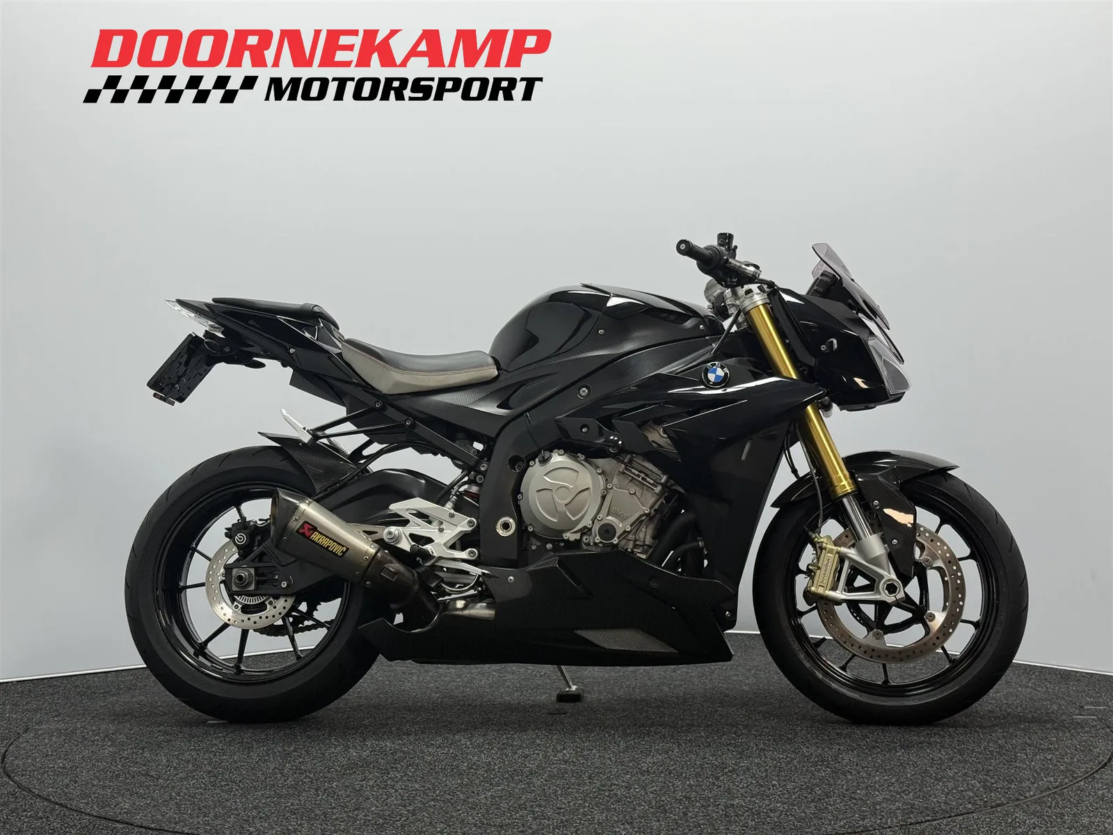 BMW S 1000 R (2015) — foto 1