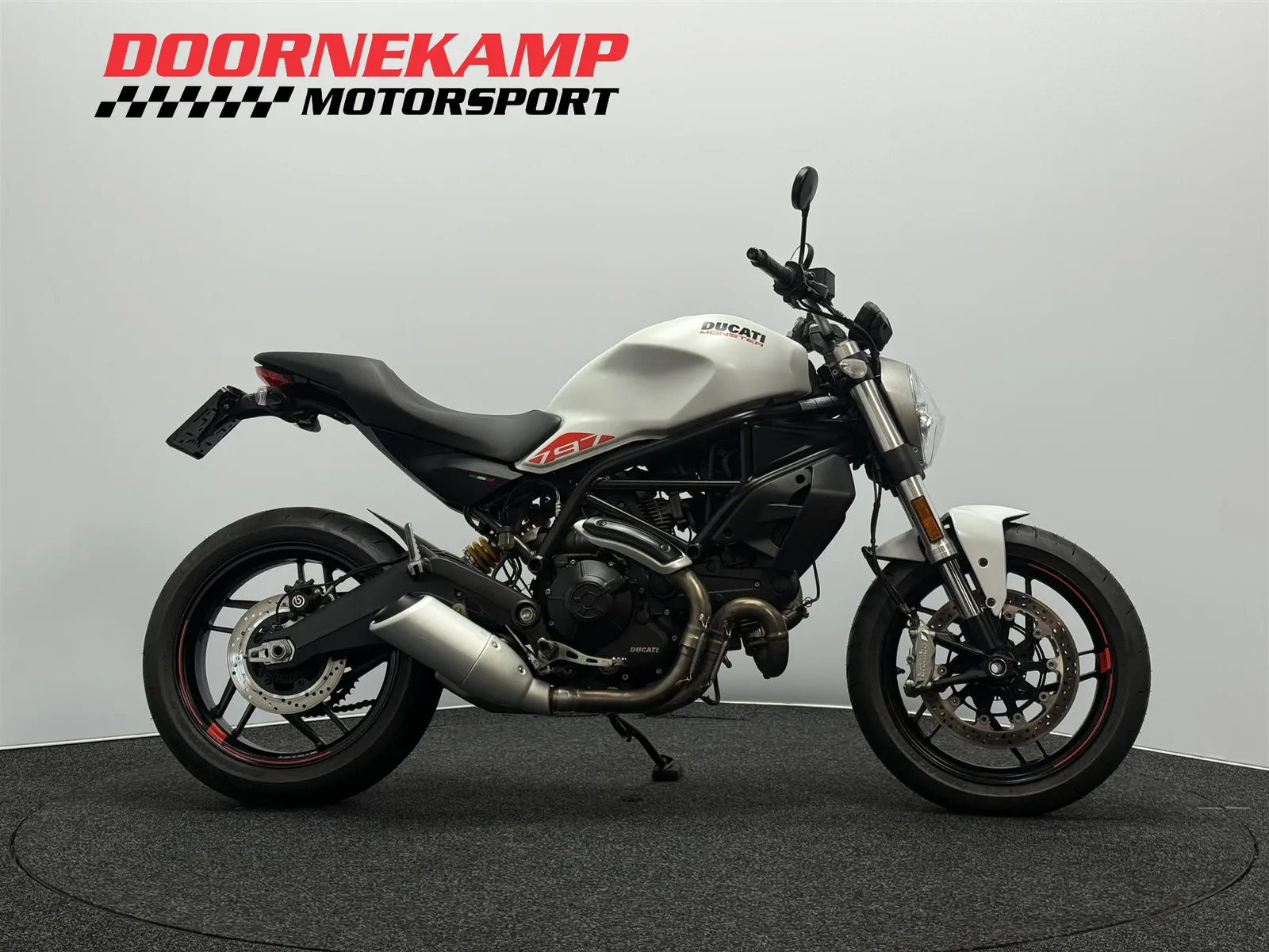 Ducati Monster 797 (2020) — foto 1
