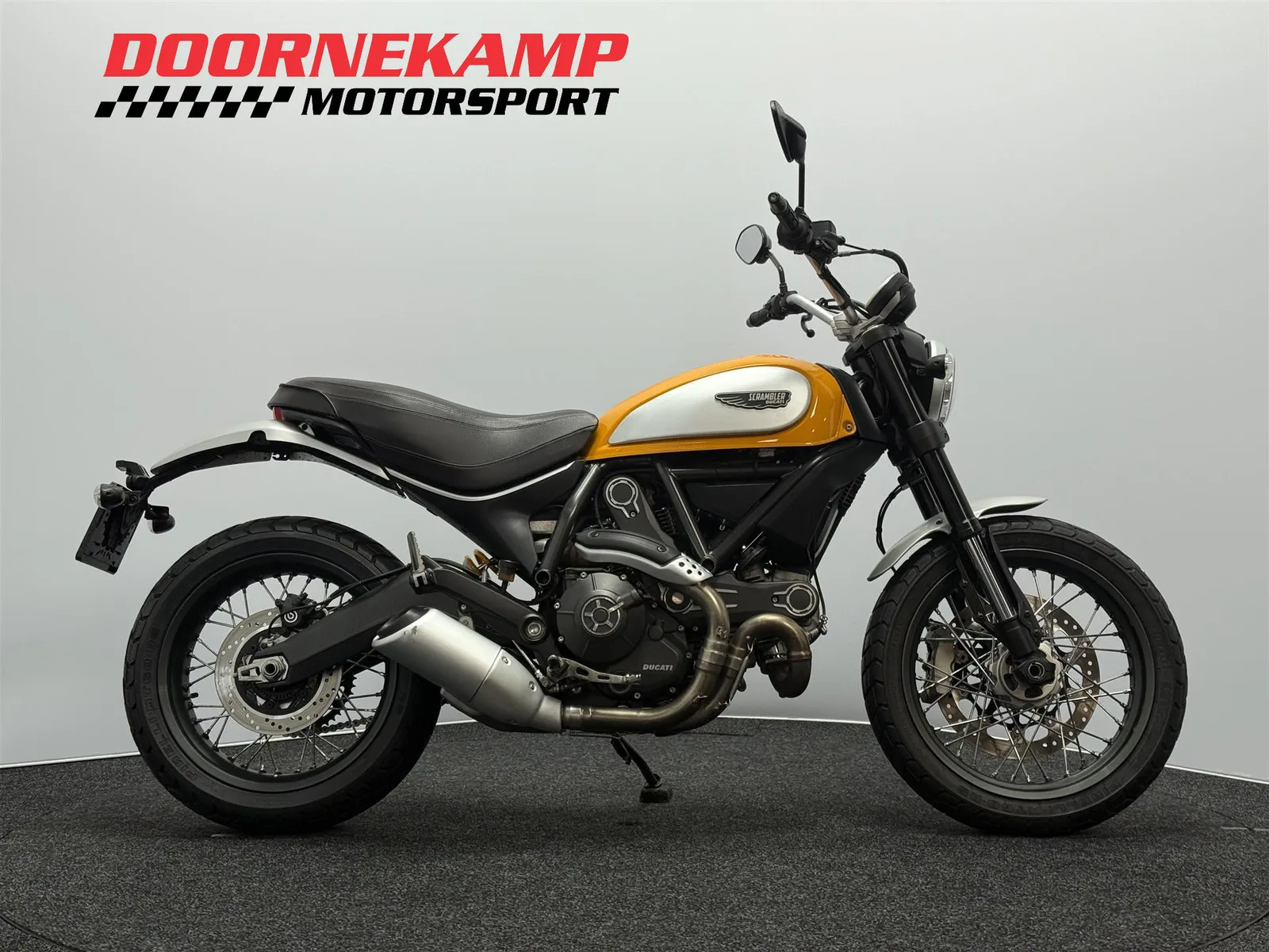 Ducati Scrambler CLASSIC (2016) — foto 1