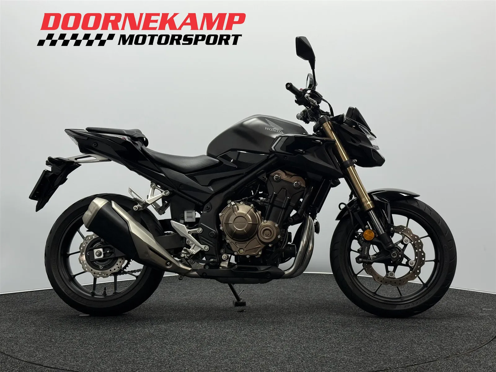 Honda CB500 Hornet (2023) — foto 1