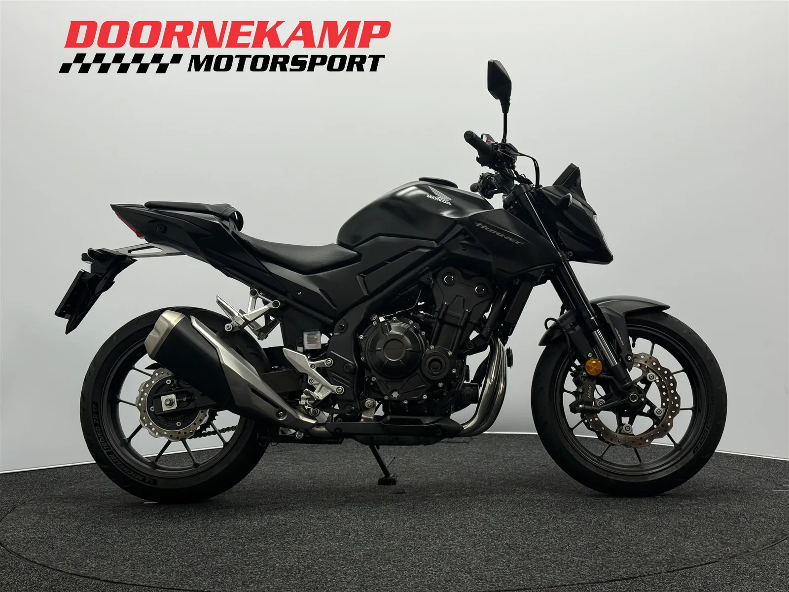 Honda CB500 Hornet (2025) — foto 1
