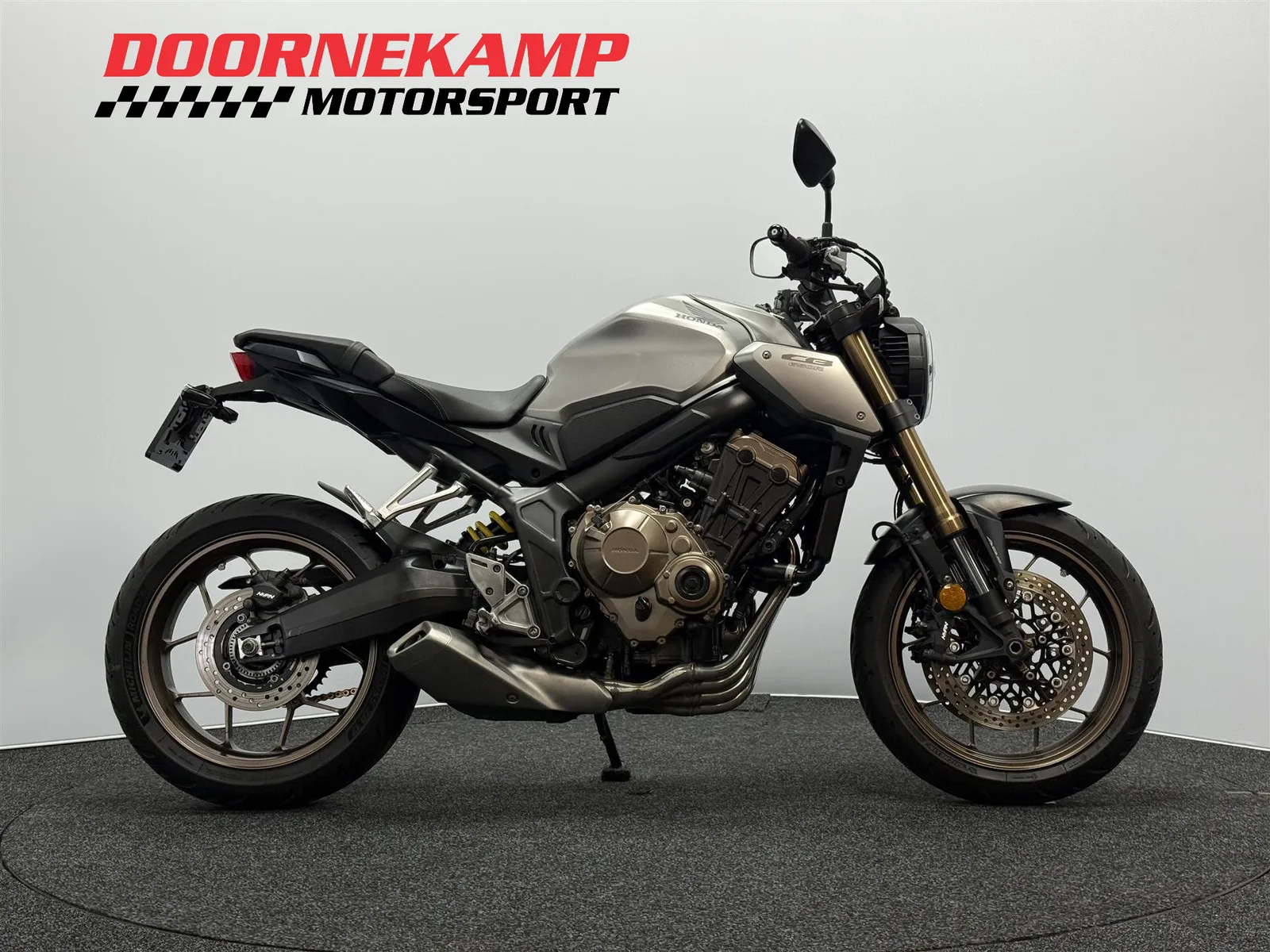 Honda CB650R (2019) — foto 1