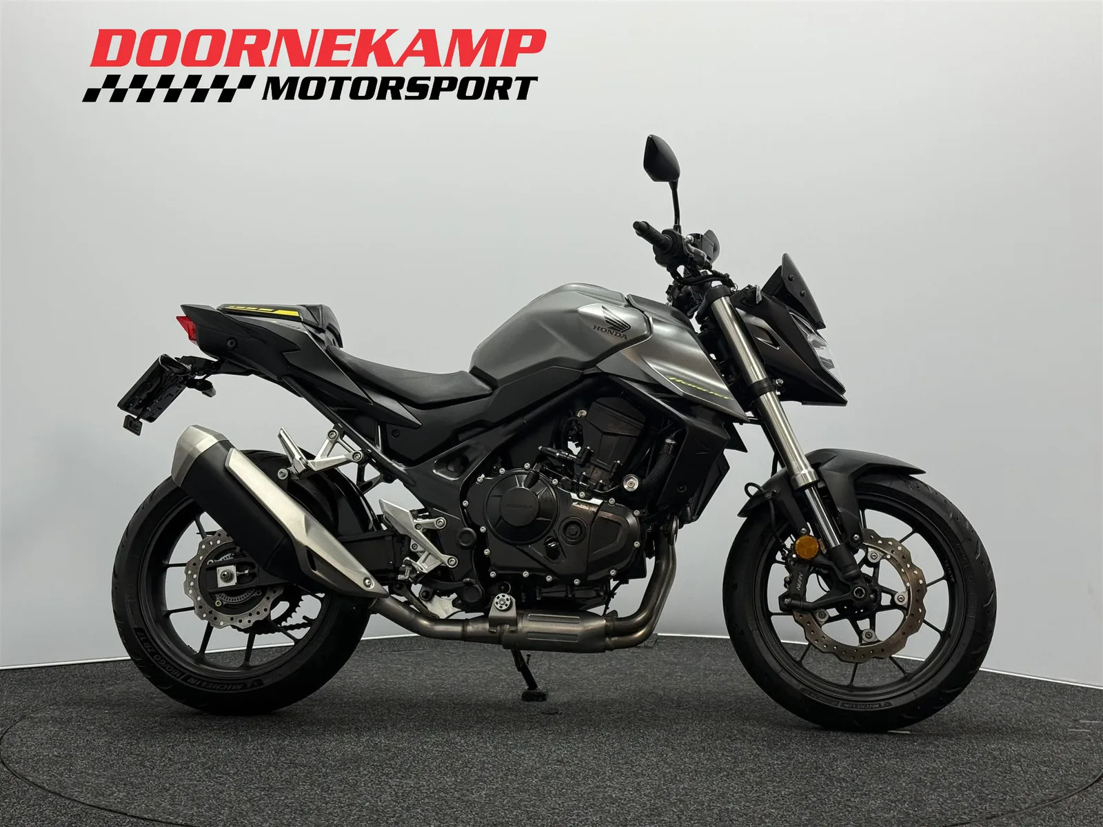 Honda CB 750 Hornet (2023) — foto 1