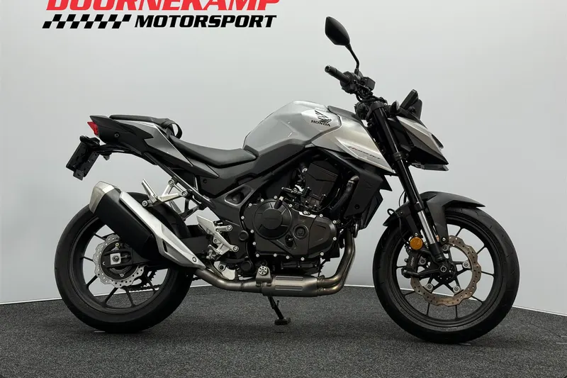 Honda CB 750 Hornet (2025)