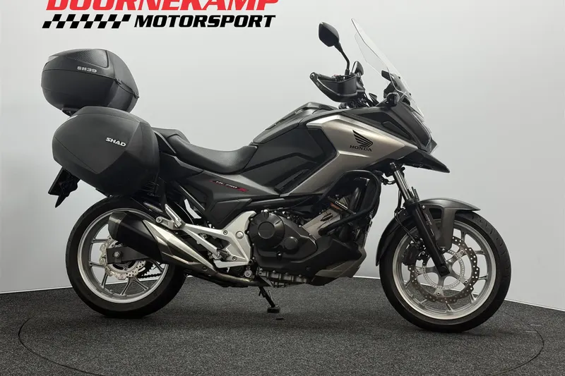 Honda NC750X (2017)