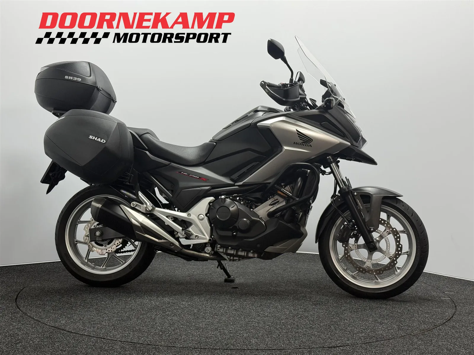 Honda NC750X (2017) — foto 1