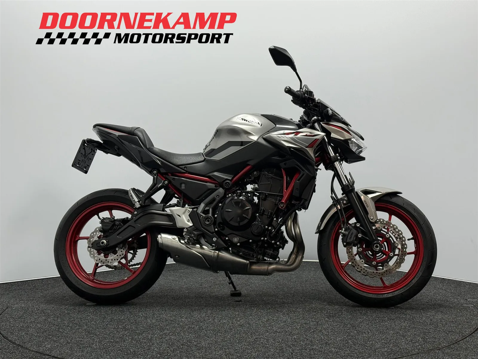 Kawasaki Z 650 (2023) — foto 1