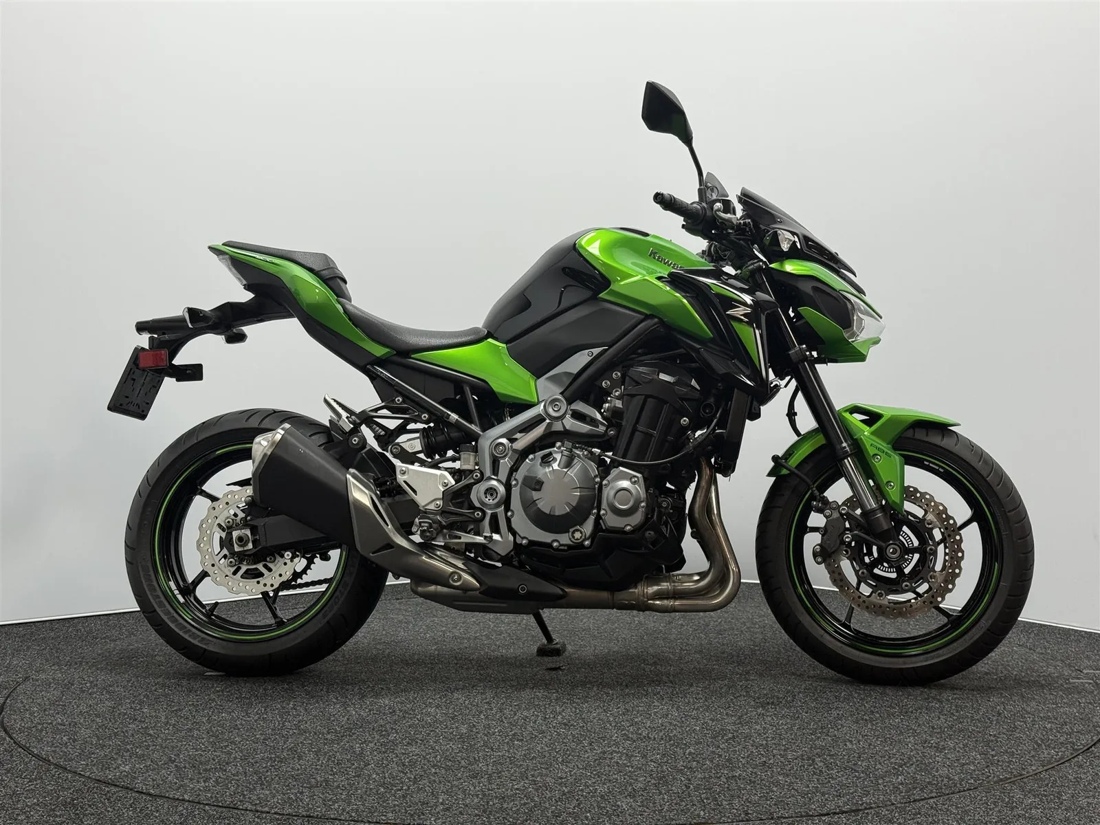 Kawasaki Z900 (2017) — foto 1