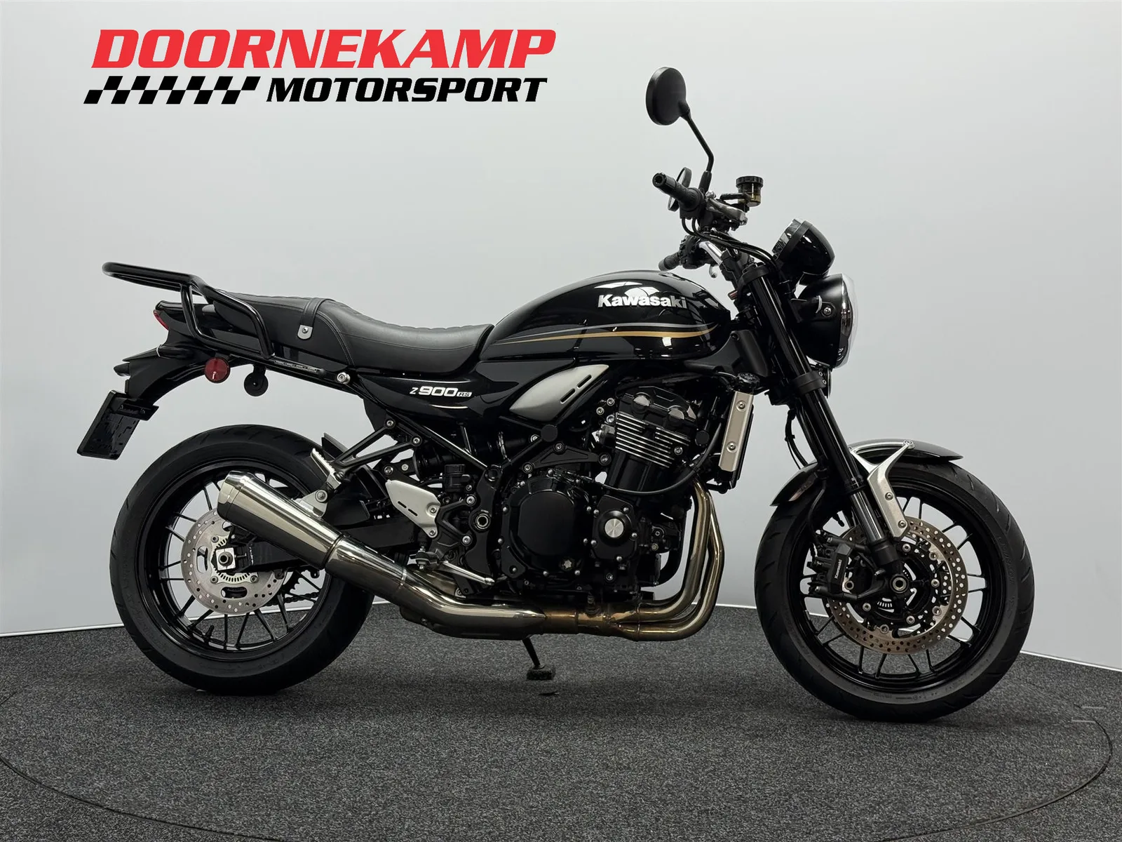 Kawasaki Z900RS (2021) — foto 1