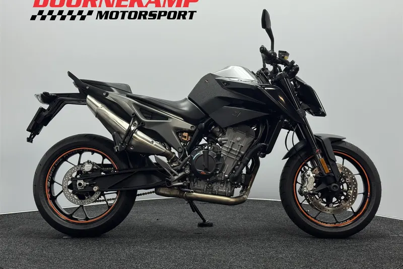 KTM 790 Duke (2018)
