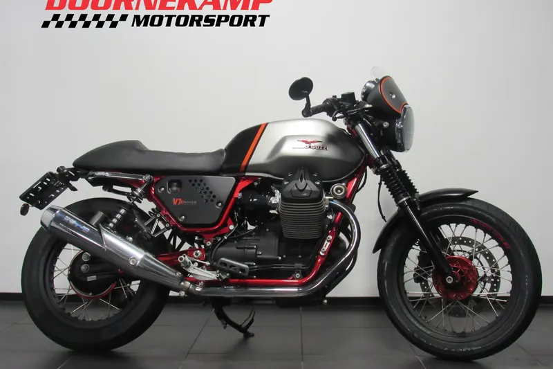 Moto Guzzi V7 (2019)