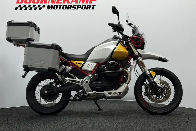 Moto Guzzi V85 TT (2021)