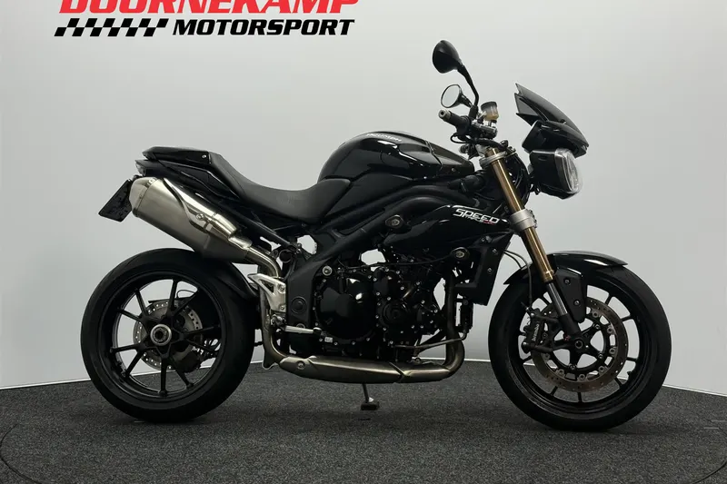 Triumph Speed Triple 1050 (2011)