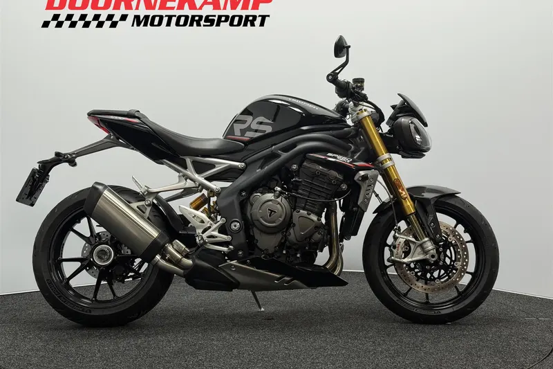 Triumph Speed Triple 1200 RS (2022)