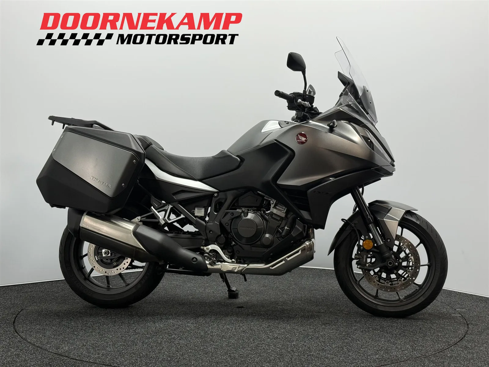 Honda NT 1100 (2023) — foto 1