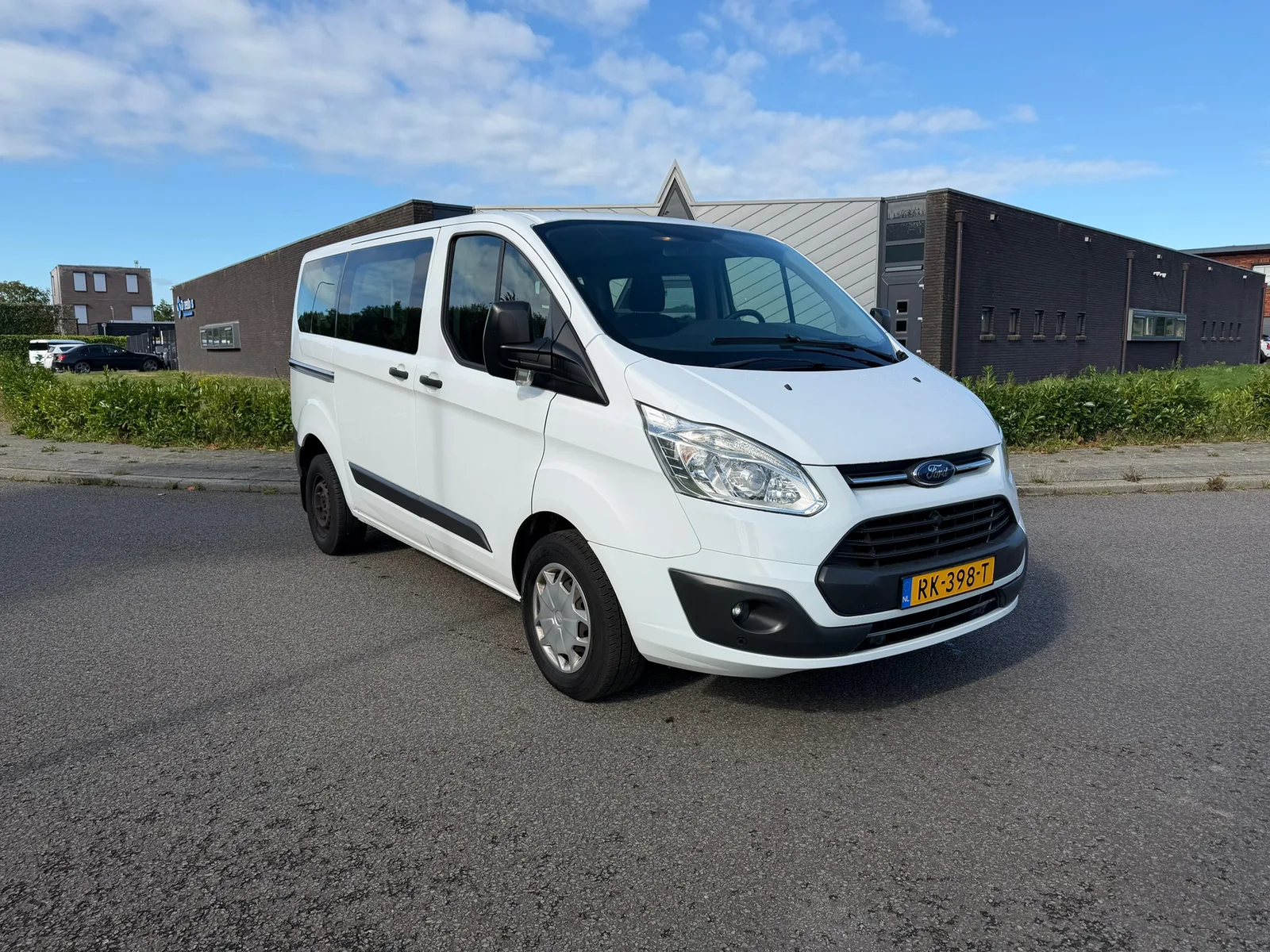 Ford Transit Custom (2017) — foto 1