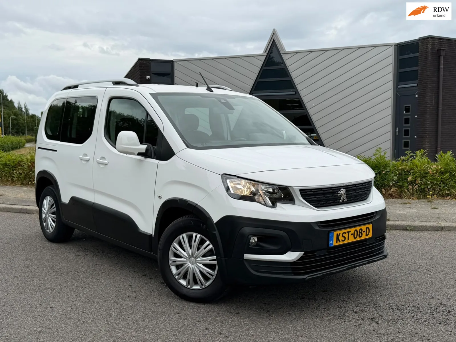 Peugeot Rifter (2019) — foto 1