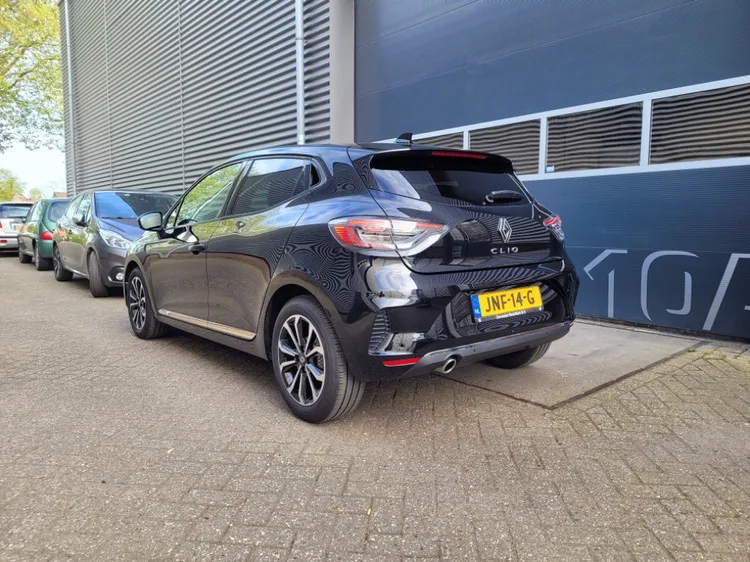 Renault Clio (2025) — foto 1