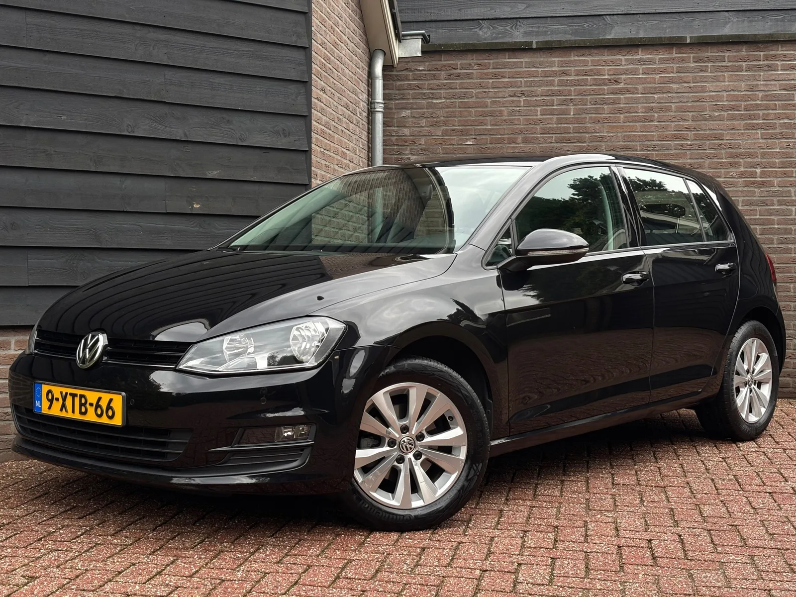 Volkswagen Golf (2014) — foto 1