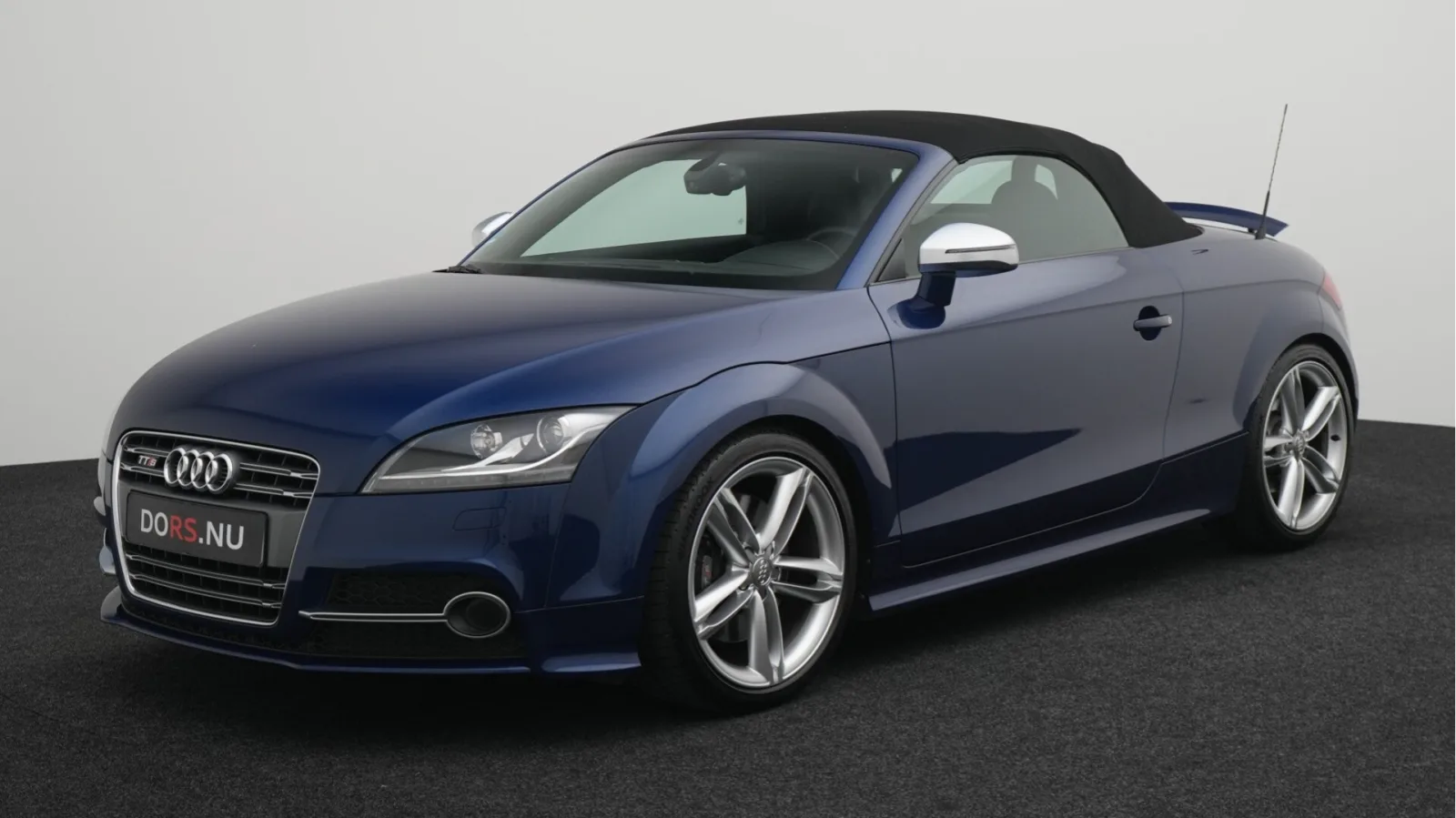 Audi TTS Roadster Exclusive (2013) — foto 1