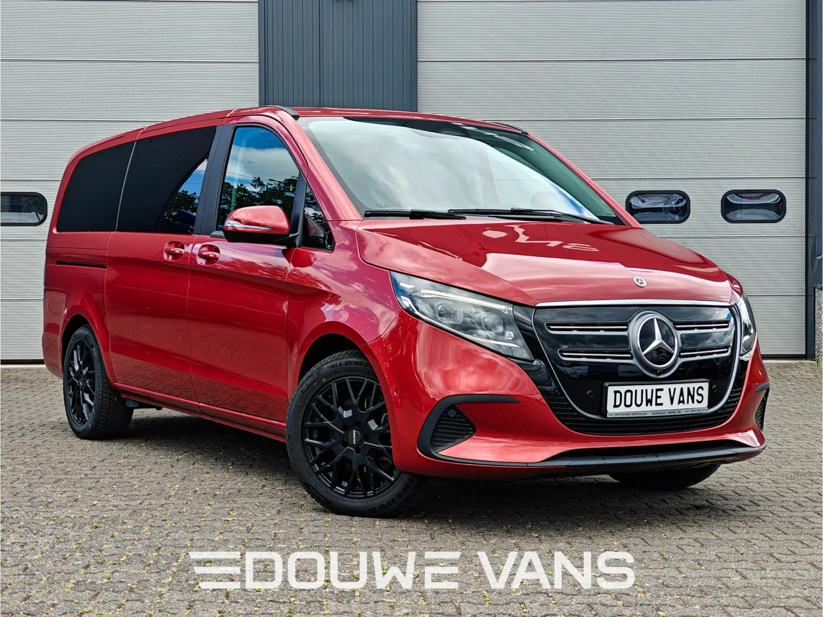Mercedes-Benz EQV (2024) — foto 1
