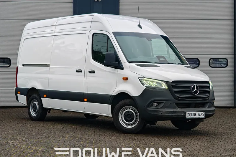 Mercedes-Benz Sprinter (2024)