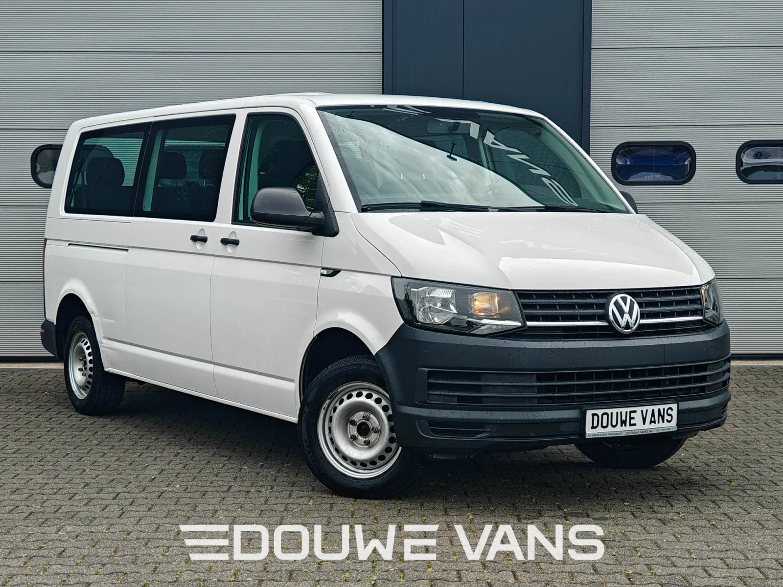 Volkswagen Transporter (2017) — foto 1