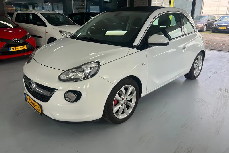 Opel Adam (2018)