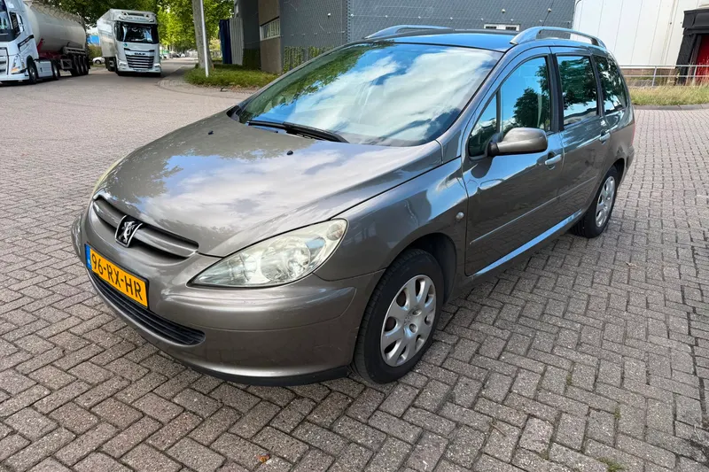 Peugeot 307 SW (2005)