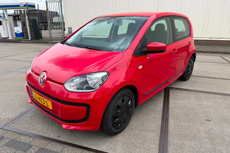 Volkswagen Up! (2016)