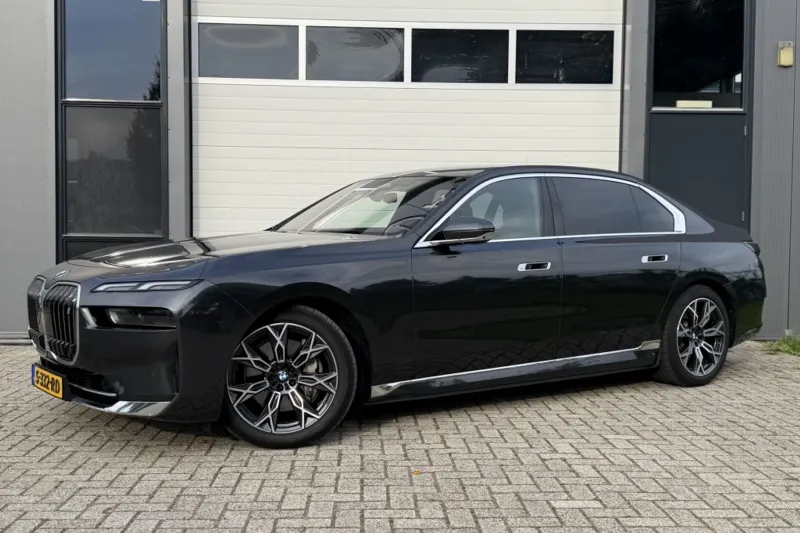 BMW i7 (2022)
