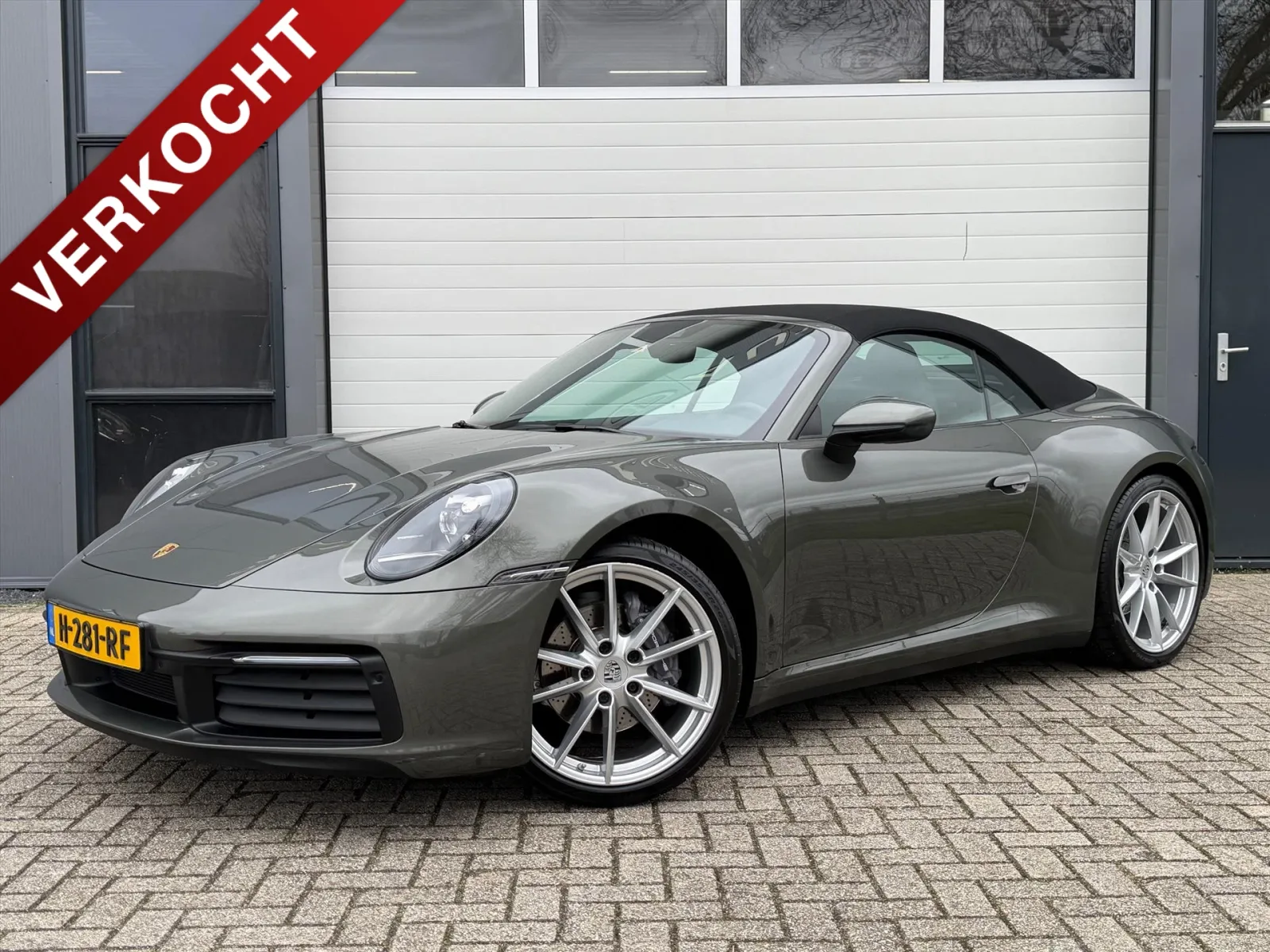 Porsche 911 (2020) — foto 1