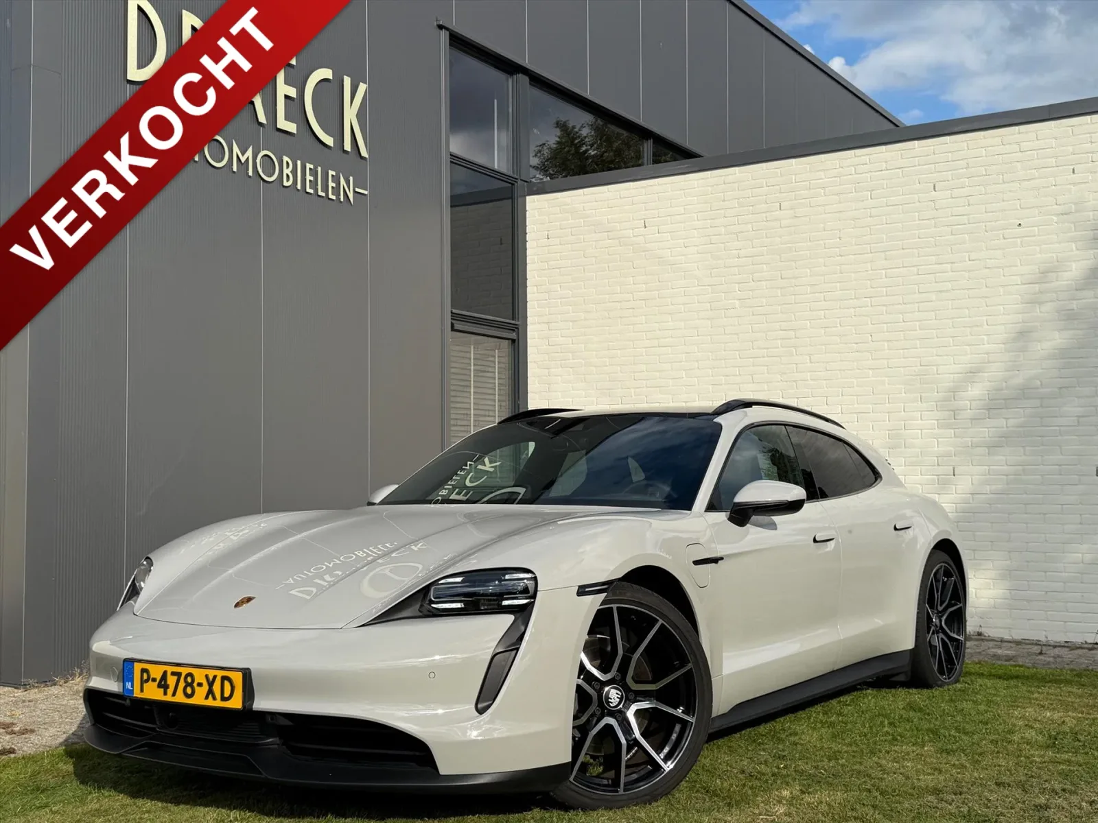 Porsche Taycan (2022) — foto 1