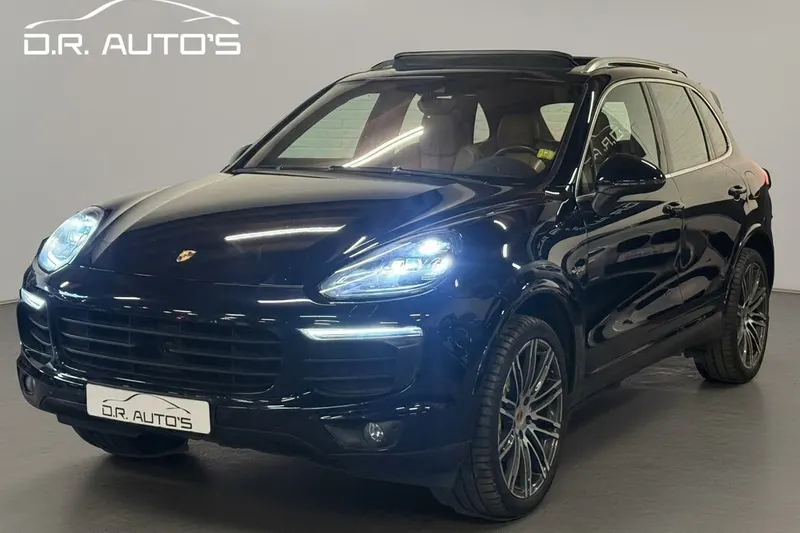 Porsche Cayenne (2015)
