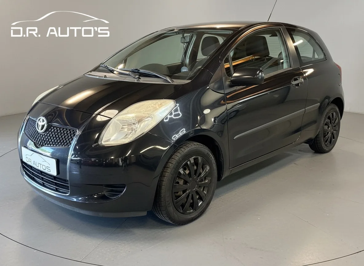 Toyota Yaris (2007) — foto 1