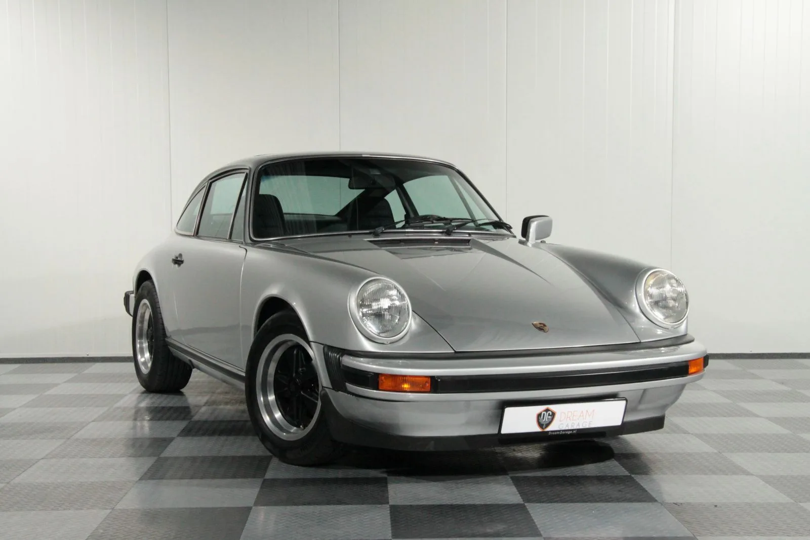 Porsche 911 (1977) — foto 1