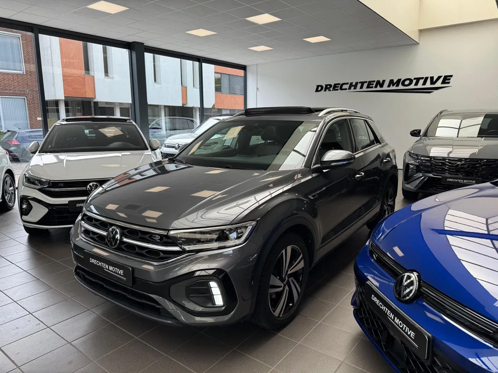 Volkswagen T-Roc (2022) — foto 1